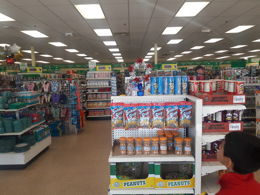 Dollar Store «Dollar Tree», reviews and photos, 4005 Manzanita Ave #32, Carmichael, CA 95608, USA
