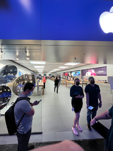 Computer Store «Apple The Forum Shops», reviews and photos, 3500 S Las Vegas Blvd, Las Vegas, NV 89109, USA