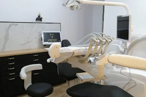 Sørensen - Clínica Dental image