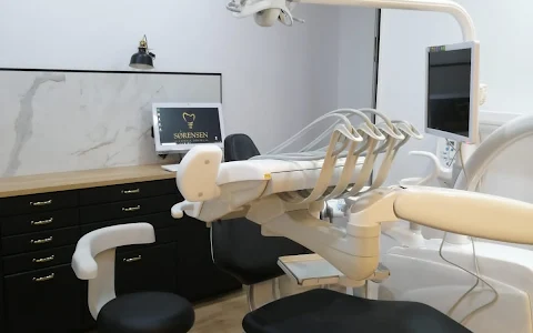 Sørensen - Clínica Dental image