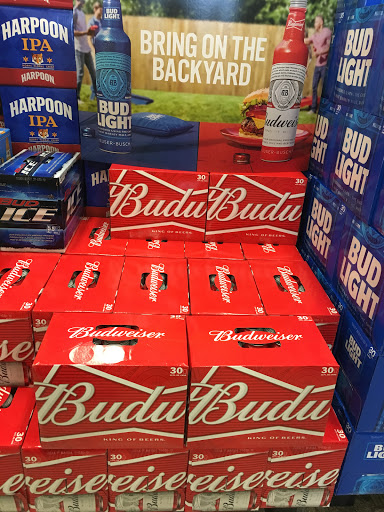 Liquor Store «Blanchards Liquors - Brockton», reviews and photos, 102 Westgate Dr, Brockton, MA 02301, USA