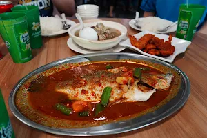 Ming Kitchen Seafood image