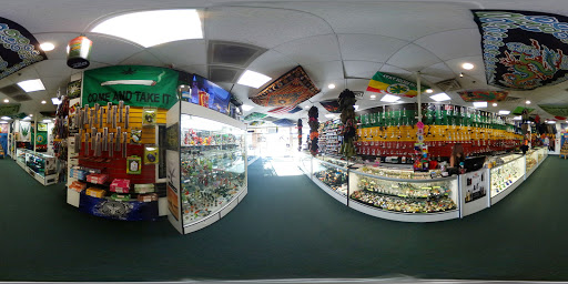 Tobacco Shop «High Maintenance Smoke Shop», reviews and photos, 4980 W Ray Rd #13, Chandler, AZ 85226, USA
