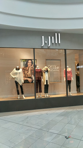 Shopping Mall «Menlo Park Mall», reviews and photos, 55 Parsonage Rd, Edison, NJ 08837, USA