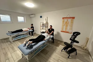 Centru de Recuperare Coloană Vertebrală și Articulații🙌🏻 (P-DTR/Neurologie, Osteopatie, Kinetoterapie, Masaj Terapeutic) image