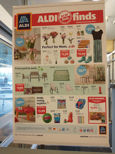 Supermarket «ALDI», reviews and photos, 913 Irving Park Rd, Streamwood, IL 60107, USA
