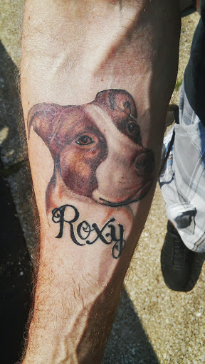 Tattoo Shop «SIGNATURE TATTOO», reviews and photos, 2042 Bailey Rd, Cuyahoga Falls, OH 44221, USA