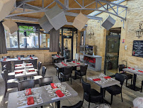 Atmosphère du Restaurant français Restaurant Sarlat | Le Bistro de l'Octroi à Sarlat-la-Canéda - n°2