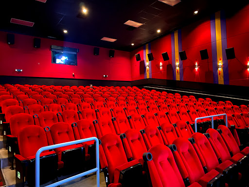 Movie Theater «Regal Cinemas Village Square 18», reviews and photos, 9400 W Sahara Ave, Las Vegas, NV 89117, USA