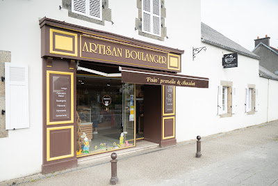 Boulangerie le guezennec Pain 'prenelle et chocolat à Le Folgoët