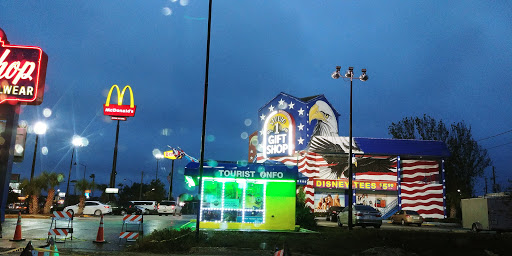 Kings Supermarket & Liquor, 7562 US-192, Kissimmee, FL 34747, USA, 