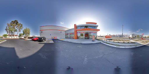 Self-Storage Facility «Public Storage», reviews and photos, 4880 W Rosecrans Ave, Hawthorne, CA 90250, USA