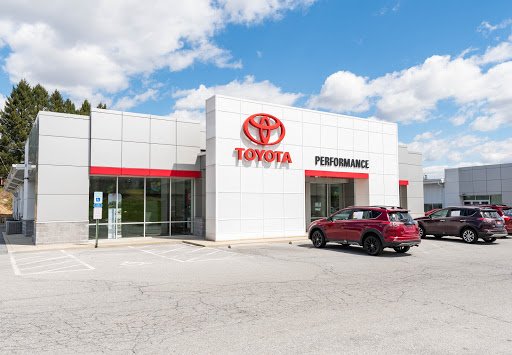 Toyota Dealer «Performance Toyota», reviews and photos, 4681 Penn Ave, Sinking Spring, PA 19608, USA