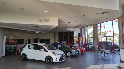 Toyota Dealer «AutoNation Toyota Buena Park», reviews and photos, 6400 Beach Blvd, Buena Park, CA 90621, USA