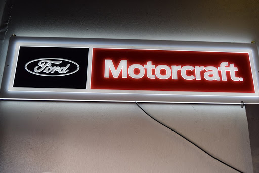 Auto Repair Shop «Agoura Car Care Tire Pros», reviews and photos, 29166 Roadside Dr, Agoura Hills, CA 91301, USA