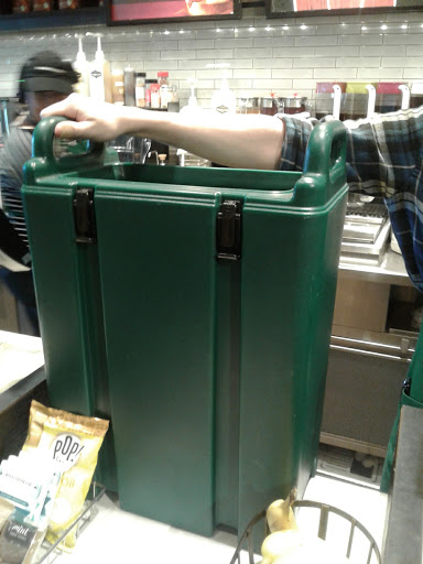 Coffee Shop «Starbucks», reviews and photos, 1720 S Orange Blossom Trail, Apopka, FL 32703, USA