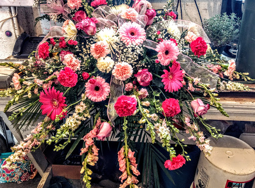 Florist «Green Acres Garden Center & Florist», reviews and photos, 1917 W 4th St, Coffeyville, KS 67337, USA