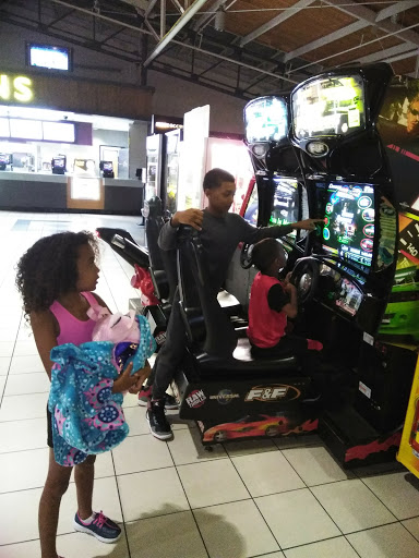 Movie Theater «Regal Cinemas Oviedo Mall 22», reviews and photos, 1500 Oviedo Marketplace Blvd, Oviedo, FL 32765, USA