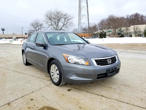 Car Dealer «Pure Automotive», reviews and photos, 4509 Renaissance Pkwy, Warrensville Heights, OH 44128, USA