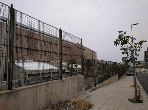 Escuela de Arte Luján Pérez