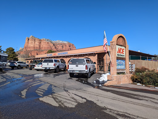 Village Ace Hardware en Sedona
