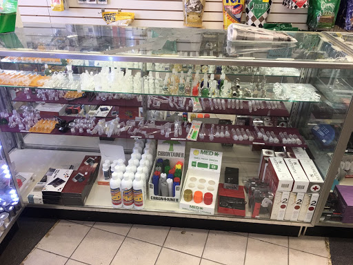 Tobacco Shop «Smoke Shop», reviews and photos, 317 Middle Country Rd, Selden, NY 11784, USA