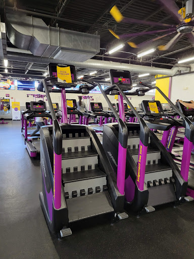 Gym «Planet Fitness», reviews and photos, 1020 Revere Beach Pkwy, Chelsea, MA 02150, USA