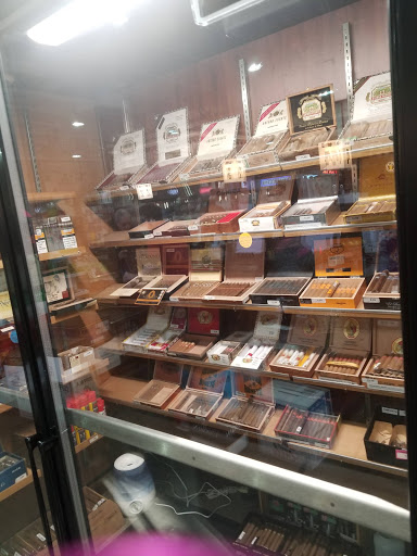 Liquor Store «Bubbles Liquor World», reviews and photos, 675 Genoa Way, Castle Rock, CO 80109, USA