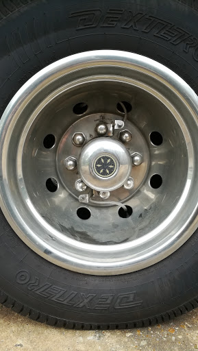 Tire Shop «Gateway Tire & Service Center», reviews and photos, 9089 Mansfield Rd, Shreveport, LA 71118, USA