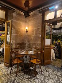 Atmosphère du Restaurant Terrasse Sainte Catherine à Paris - n°5
