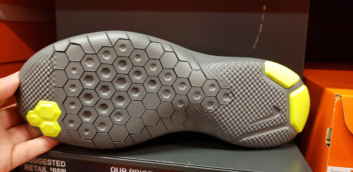 Clothing Store «Nike Factory Store», reviews and photos, 1101 Outlet Collection Way, Auburn, WA 98001, USA