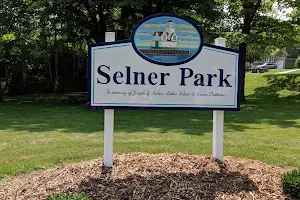 Selner Park image