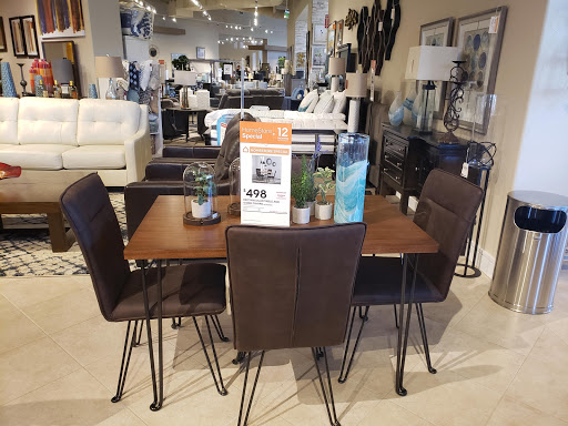 Furniture Store «Ashley HomeStore», reviews and photos, 3775 N Federal Hwy, Oakland Park, FL 33308, USA