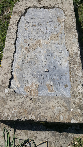 Milas Musevi Mezarlığı