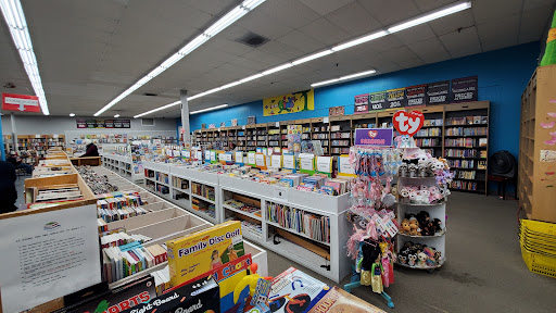 Used Book Store «Used Book Superstore», reviews and photos, 256 Cambridge St, Burlington, MA 01803, USA