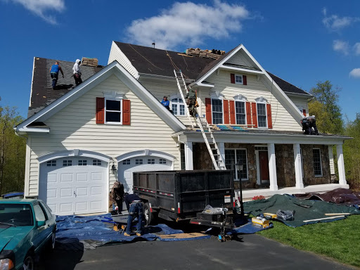 River Oakes Roofing Inc in Triangle, Virginia