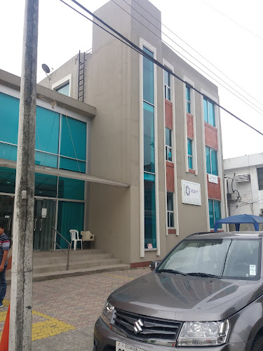 IEDYT S.A. - INSTITUTO ECUATORIANO DE DIÁLISIS Y TRANSPLANTES - Guayaquil