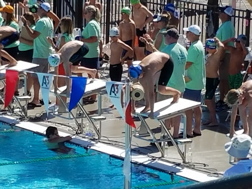 Country Club «Maple Bluff Country Club», reviews and photos, 500 Kensington Dr, Madison, WI 53704, USA