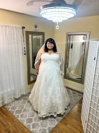 Sew Wedding Dress & Alterations - Photo 2 - Car repair in San Antonio, TX, San Antonio