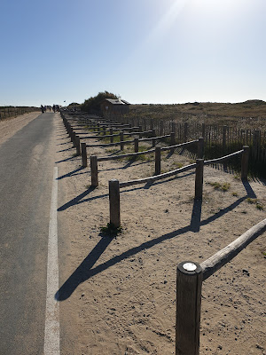 Parking vélos à Le Grand-Village-Plage