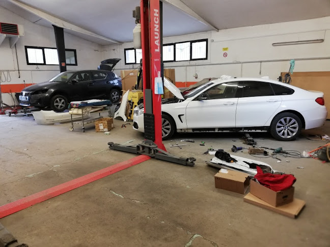 Inera-autókarosszéria Kft - Autófényezés, karambolos gépjárműjavítás kárügyintézéssel - Pécs