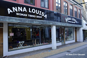 Anna Louisa Woman Trend Shop