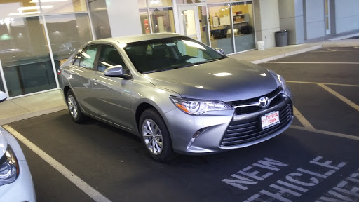 Toyota Dealer «Toyota Town of Stockton», reviews and photos, 2150 E Hammer Ln, Stockton, CA 95210, USA