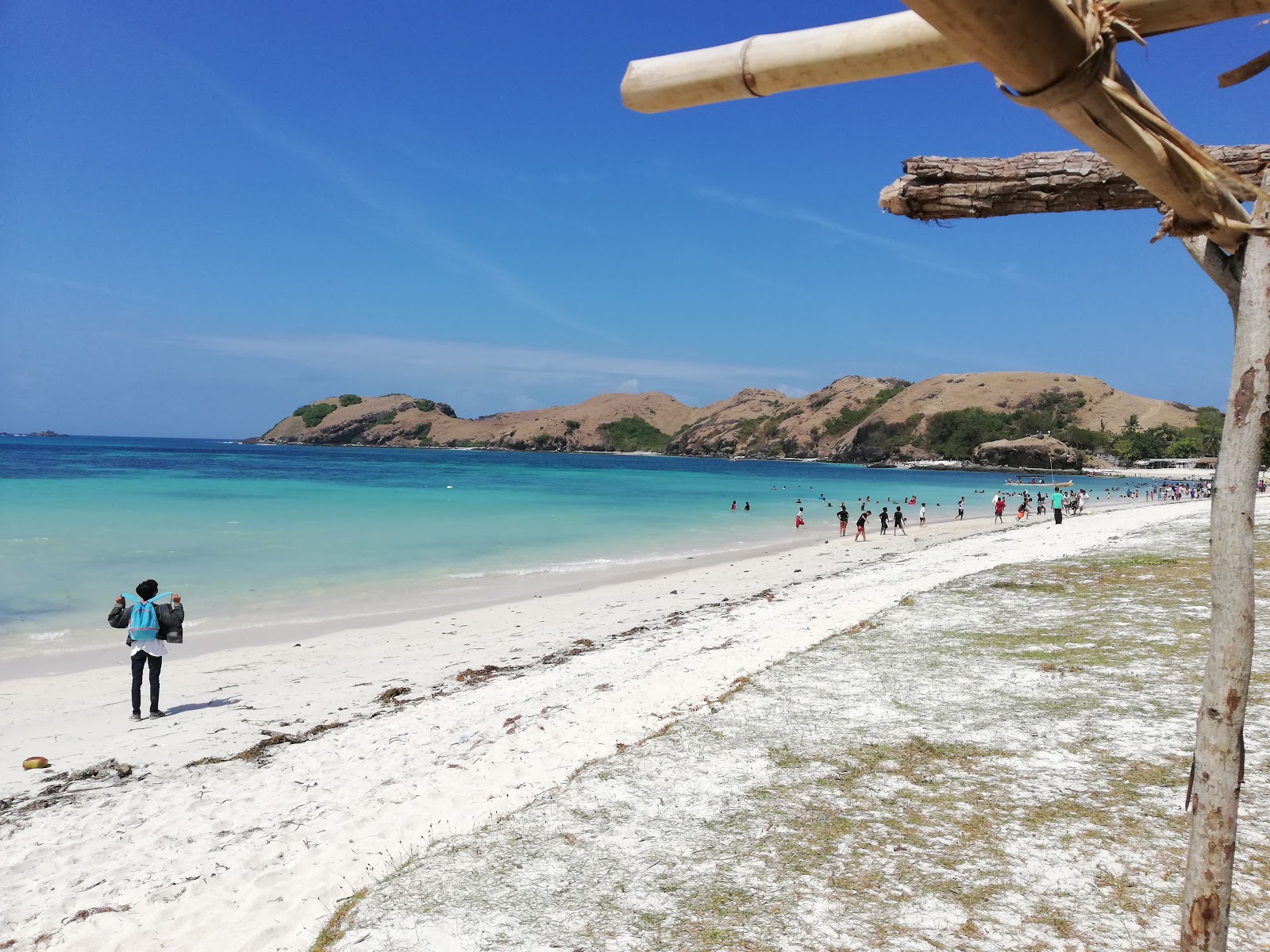 Tanjung Aan Beach'in fotoğrafı - rahatlamayı sevenler arasında popüler bir yer