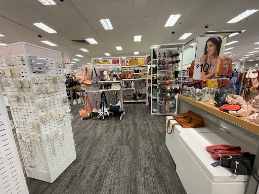 Department Store «Target», reviews and photos, 2201 Cobb Pkwy SE, Smyrna, GA 30080, USA