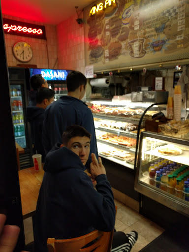 Donut Shop «King Pin Donuts», reviews and photos, 2521 Durant Ave A, Berkeley, CA 94704, USA