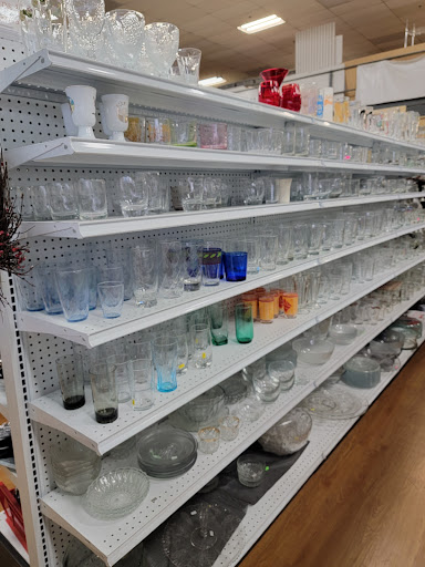 Thrift Store «Good Stuff Thrift», reviews and photos, 543 Lincoln Hwy, Fairless Hills, PA 19030, USA