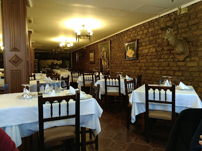 Restaurante Lis 2 - P.º de los Mesones, 3, 09340 Lerma, Burgos, Spain