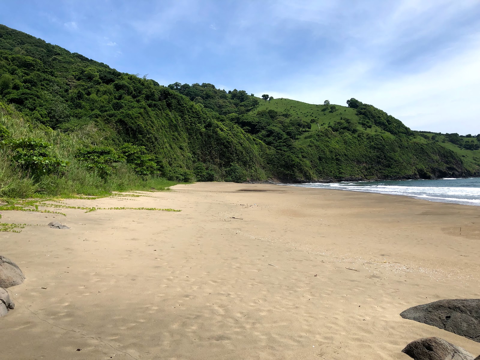 Fotografija Playa Escondida II z svetel pesek površino