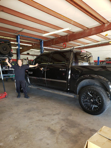 Truck Accessories Store «4 Wheel Parts - Houston Sweet Lake», reviews and photos, 13820 Westheimer Rd, Houston, TX 77077, USA